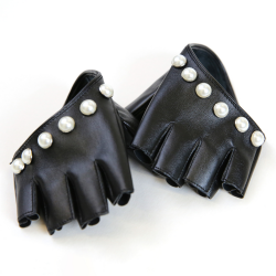 Кожаные перчатки без пальцев с жемчугом