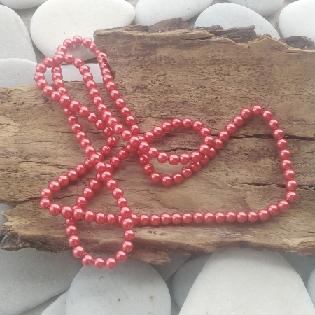 Red pearls necklace