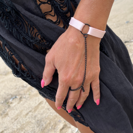 Handmade Bracelet with Ring in Pink and Black - Embrace Your Individuality