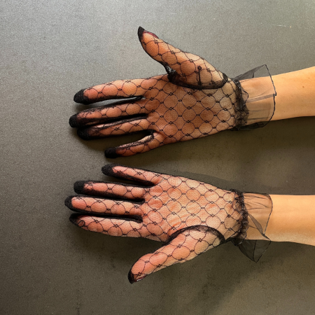 Прозрачни къси ръкавици от черен тюл