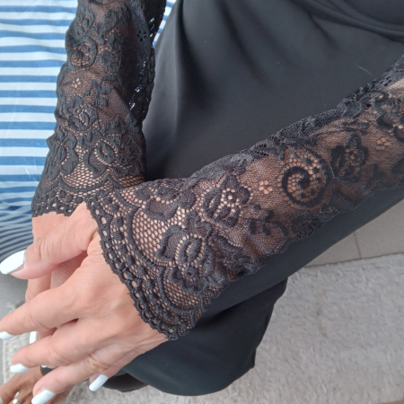 Black Floral Lace Fingerless Gloves for an Elegant Touch