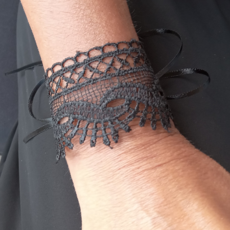 Handmade Black Lace Bracelet | Adjustable Size for Women