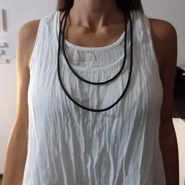 Double necklace black rubber
