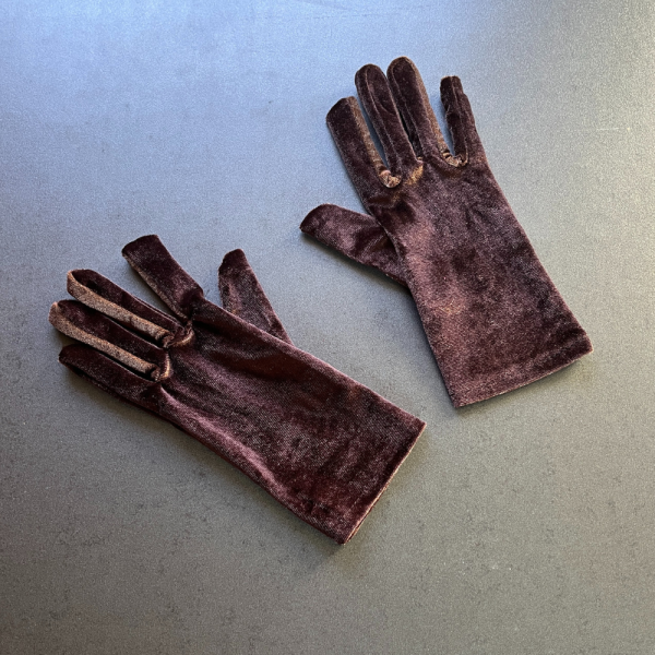 плюшени ръкавици