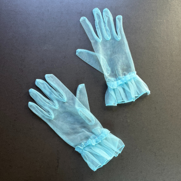 Mănuși Elegante Scurte pentru Femei din Tul Albastru Deschis | Cumpără acum!