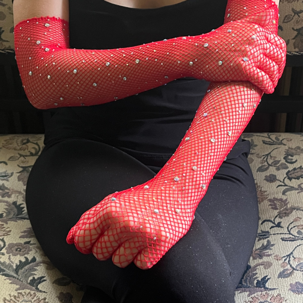 Red mesh gloves with crystals.