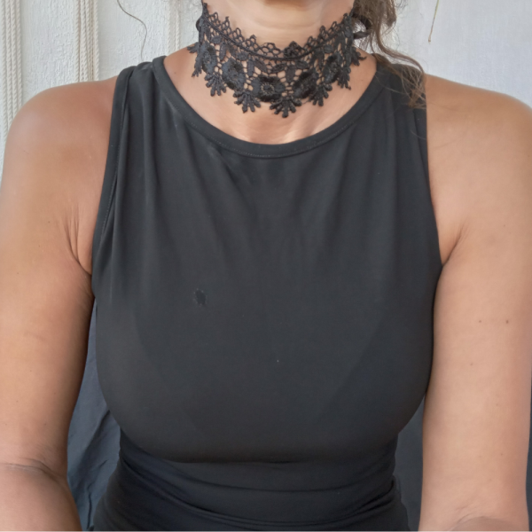 Colier choker din dantelă neagră | Accesoriu reglabil, elegant pentru femei