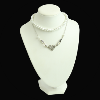 Pearl necklace with wings and heart
