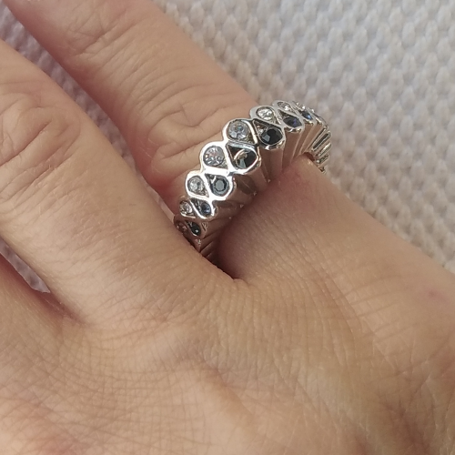 Дамски пръстен с два реда камъни