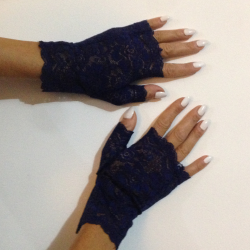 Къси ръкавици без пръсти от тъмно синя дантела