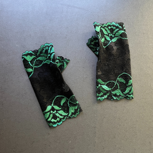 Elegant Women's Fingerless Gloves in Black and Green - Style and Versatility
