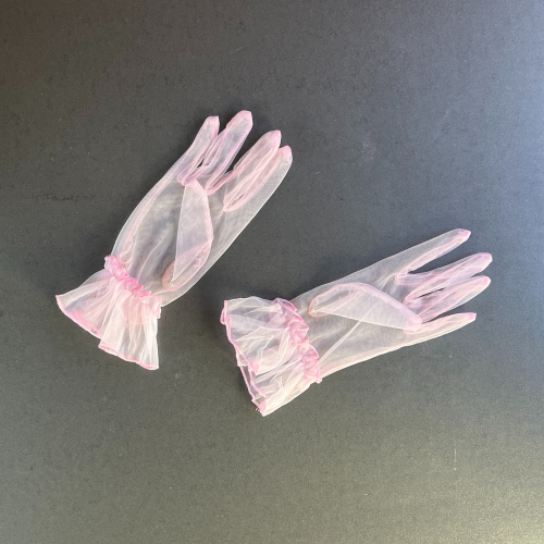 Short Pink Tulle Formal Gloves - Add Elegance and Color to Your Style