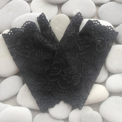 Elegant Black Lace Fingerless Gloves - Sophistication and Style