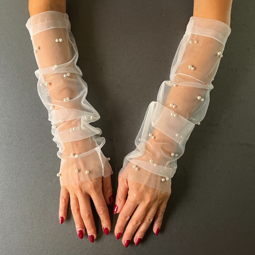 Елегантни бели сватбени ръкавици без пръсти с перли
