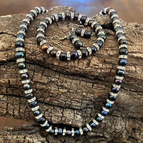 Комплект бижута със сини естествени перли и кристали