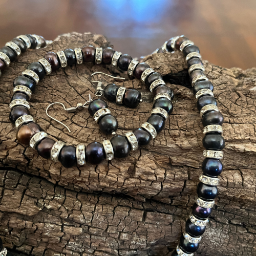 Eleganță Safir: Set de Bijuterii cu Perle Naturale și Cristale