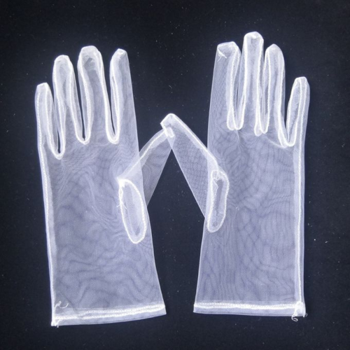 Short White Bridal Gloves in Sheer Tulle | KORSET BG