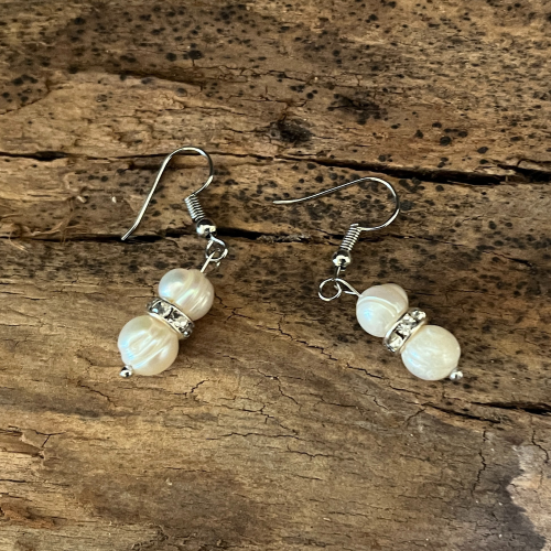 Elegant Women's Earrings with Natural White Pearls and Crystals