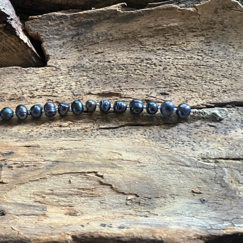 Elegant Blue Pearl Bracelet - Timeless Natural Beauty