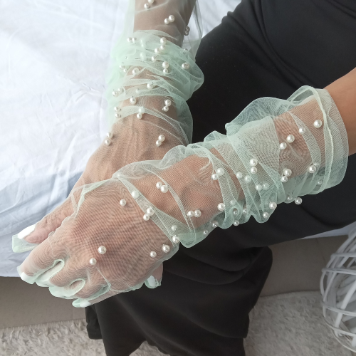 Delicate Long Mint Green Tulle Gloves with White Pearls – Elegant and Stylish