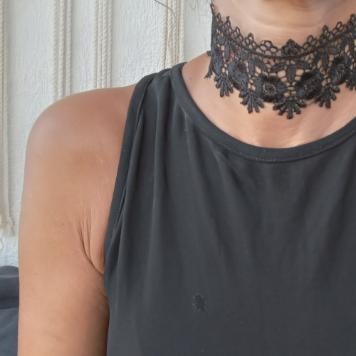 Colier choker din dantelă neagră | Accesoriu reglabil, elegant pentru femei